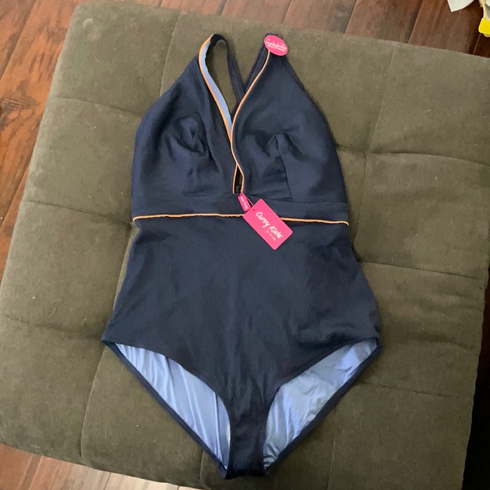CURVY KATE
Poolside Non Wired Plunge Swimsuit
